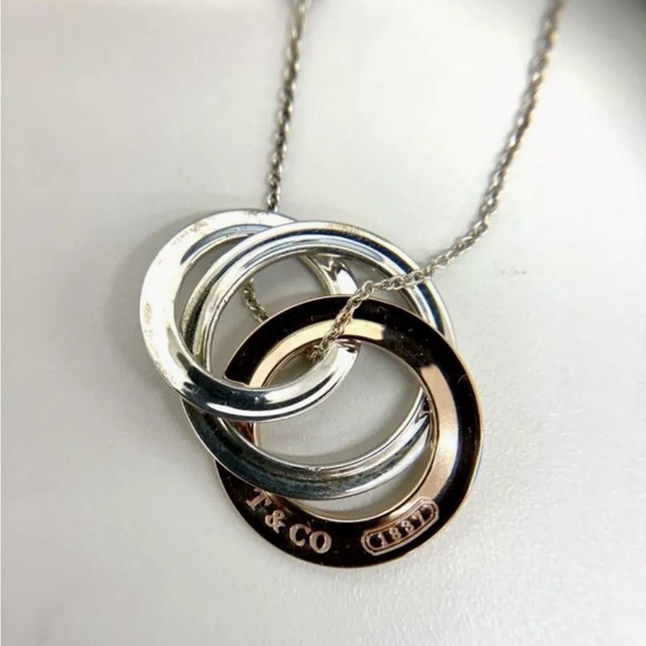 Tiffany 1837 Interlocking Circle Necklace,925 and Rubedo - Picture 5 of 9